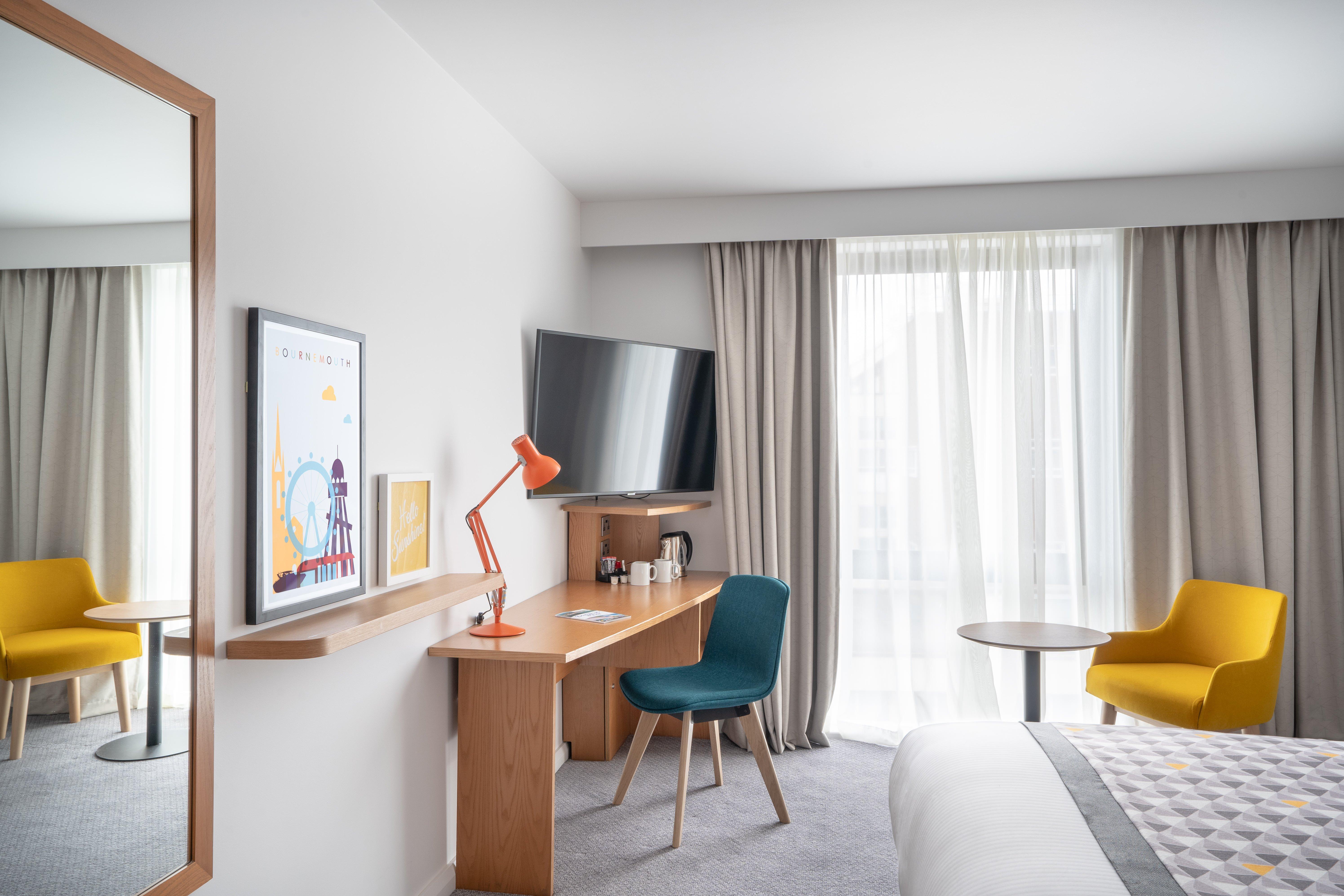 Holiday Inn Bournemouth By Ihg מראה חיצוני תמונה