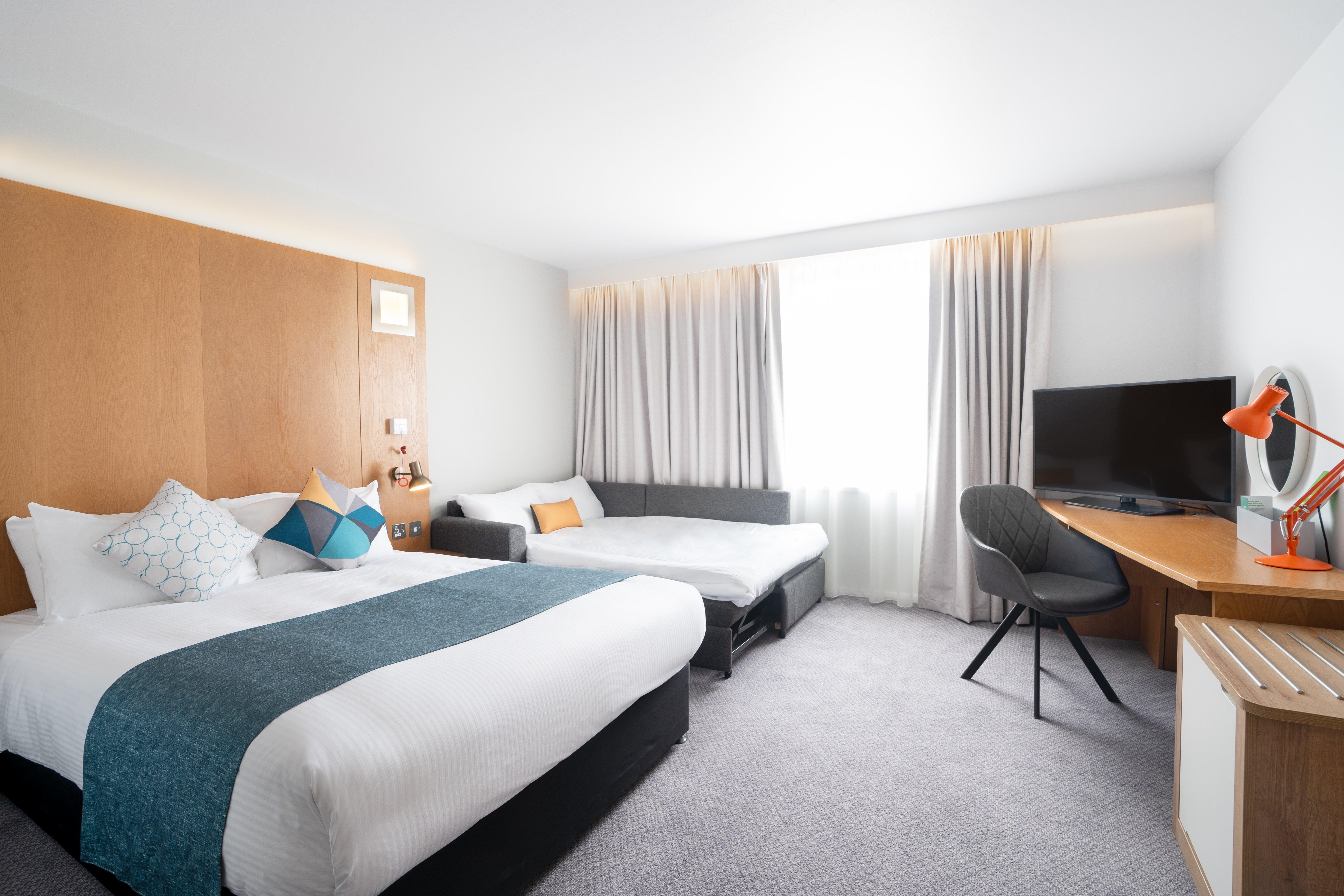 Holiday Inn Bournemouth By Ihg מראה חיצוני תמונה