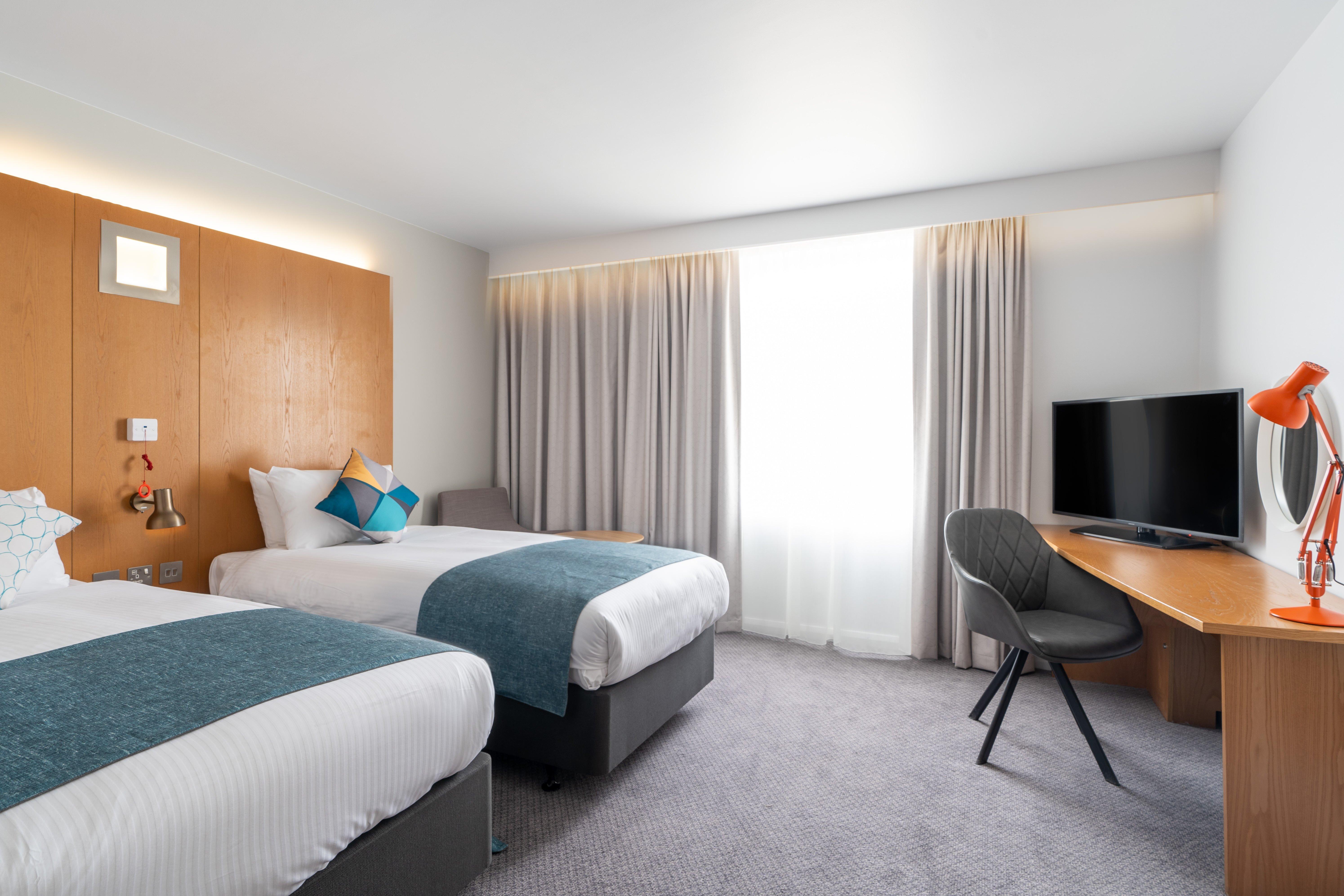 Holiday Inn Bournemouth By Ihg מראה חיצוני תמונה