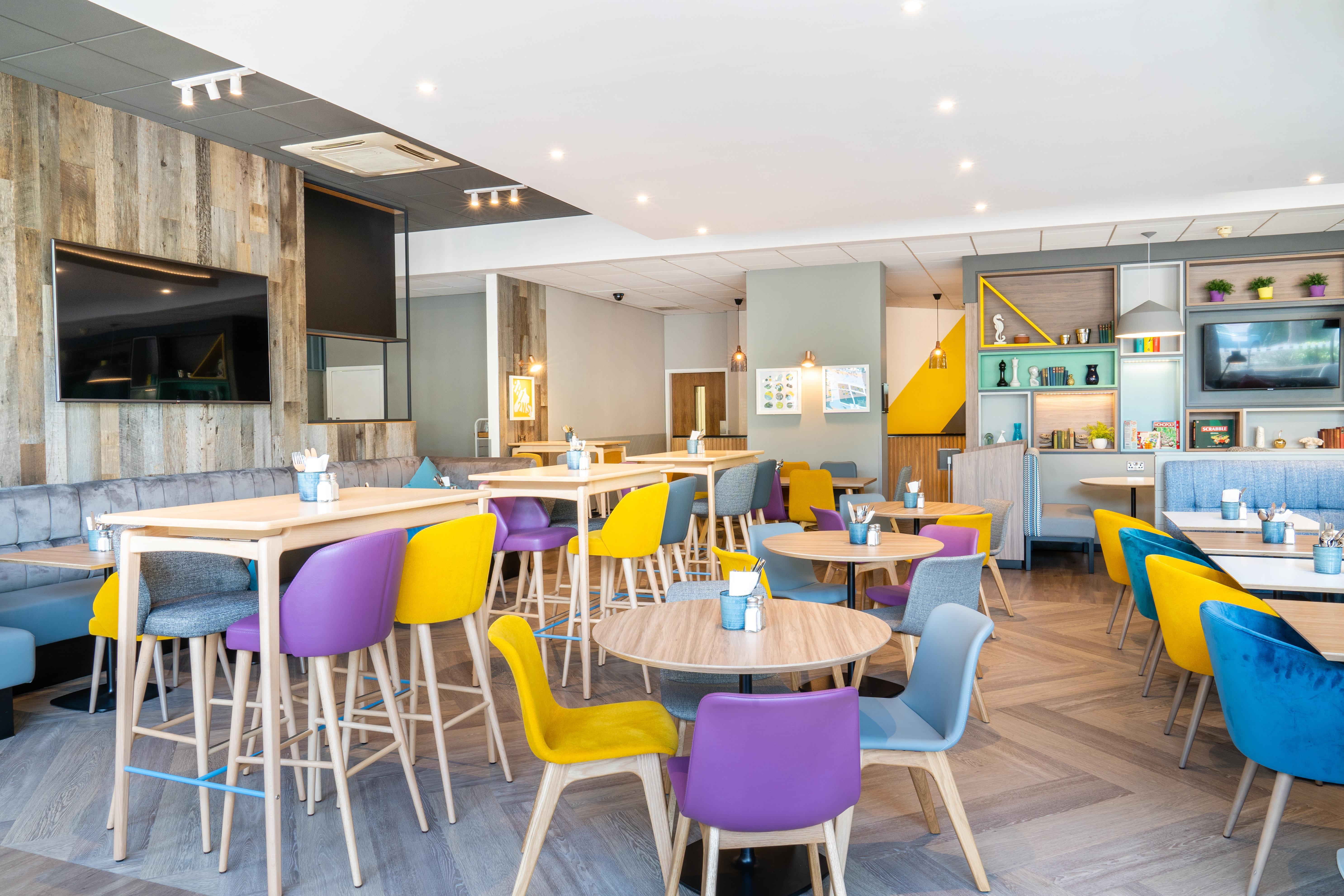 Holiday Inn Bournemouth By Ihg מראה חיצוני תמונה