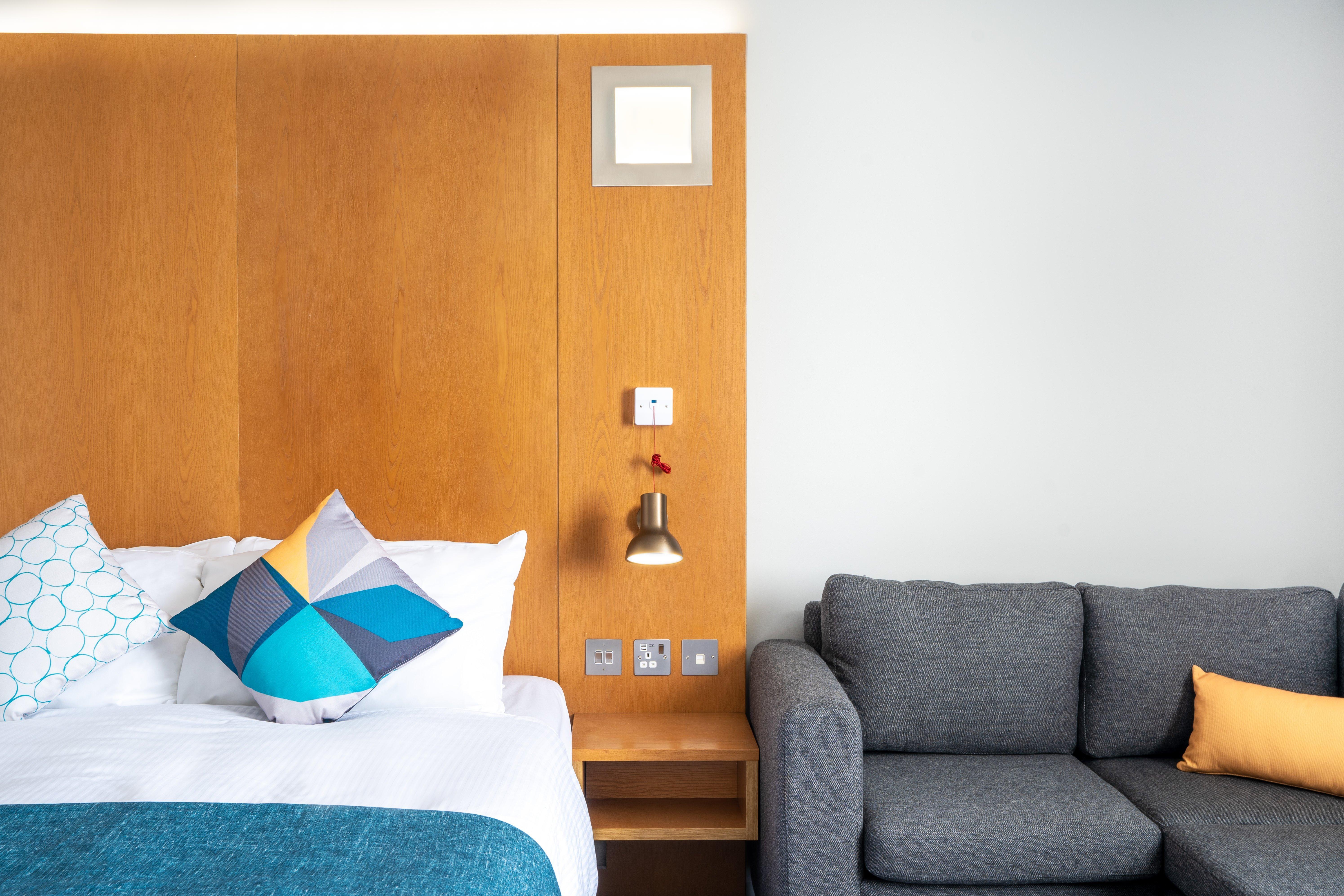 Holiday Inn Bournemouth By Ihg מראה חיצוני תמונה