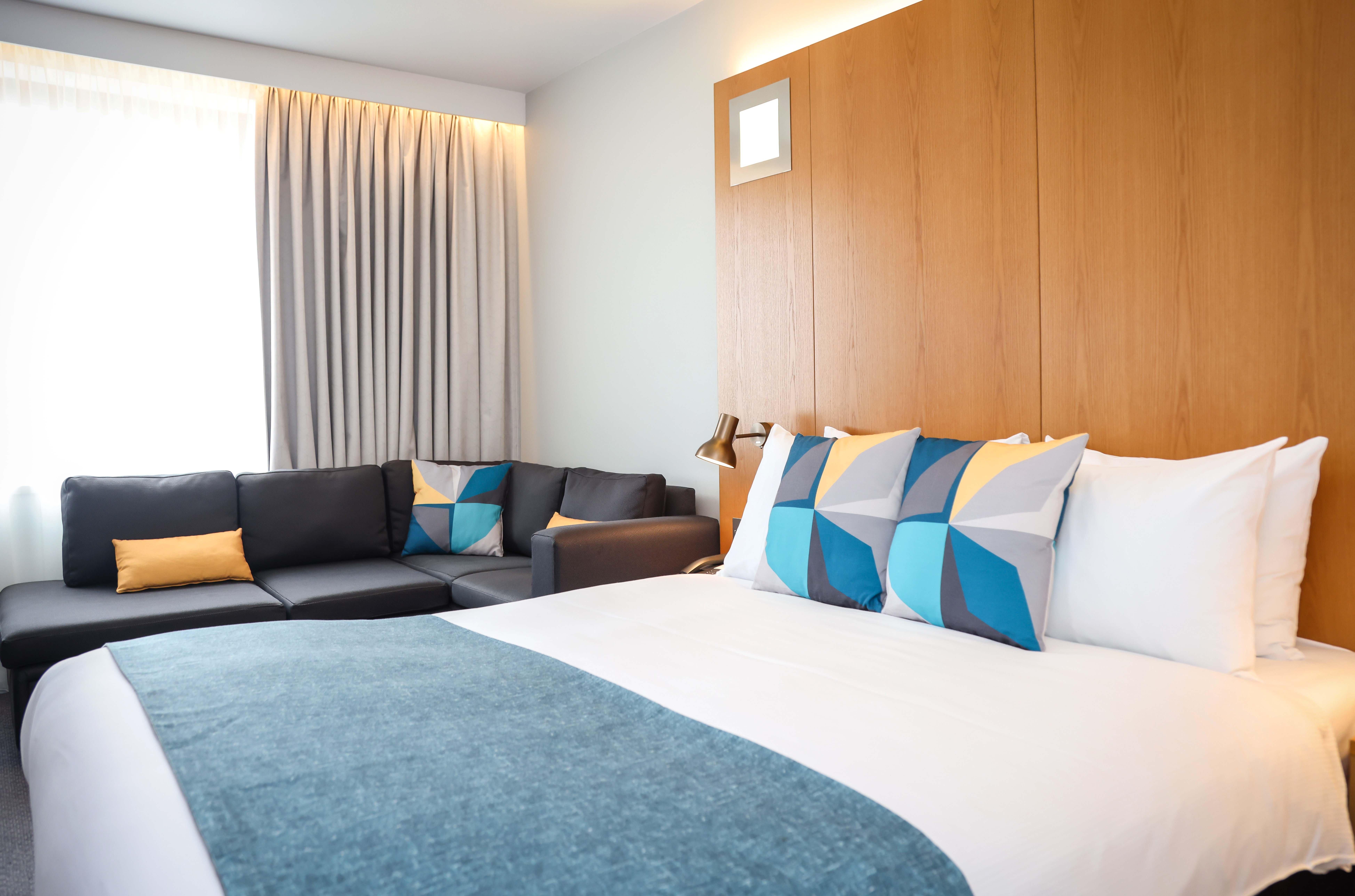 Holiday Inn Bournemouth By Ihg מראה חיצוני תמונה