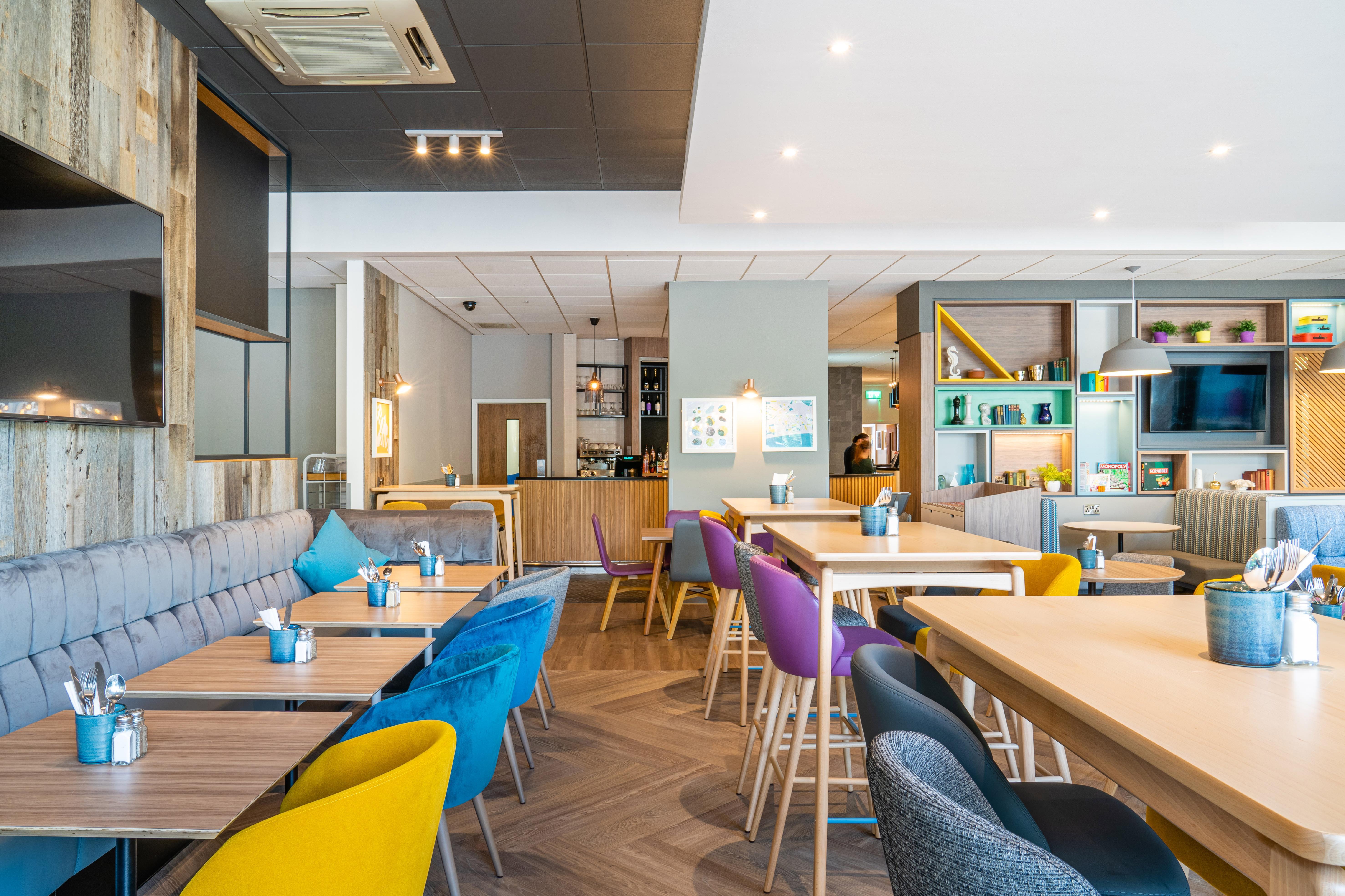 Holiday Inn Bournemouth By Ihg מראה חיצוני תמונה