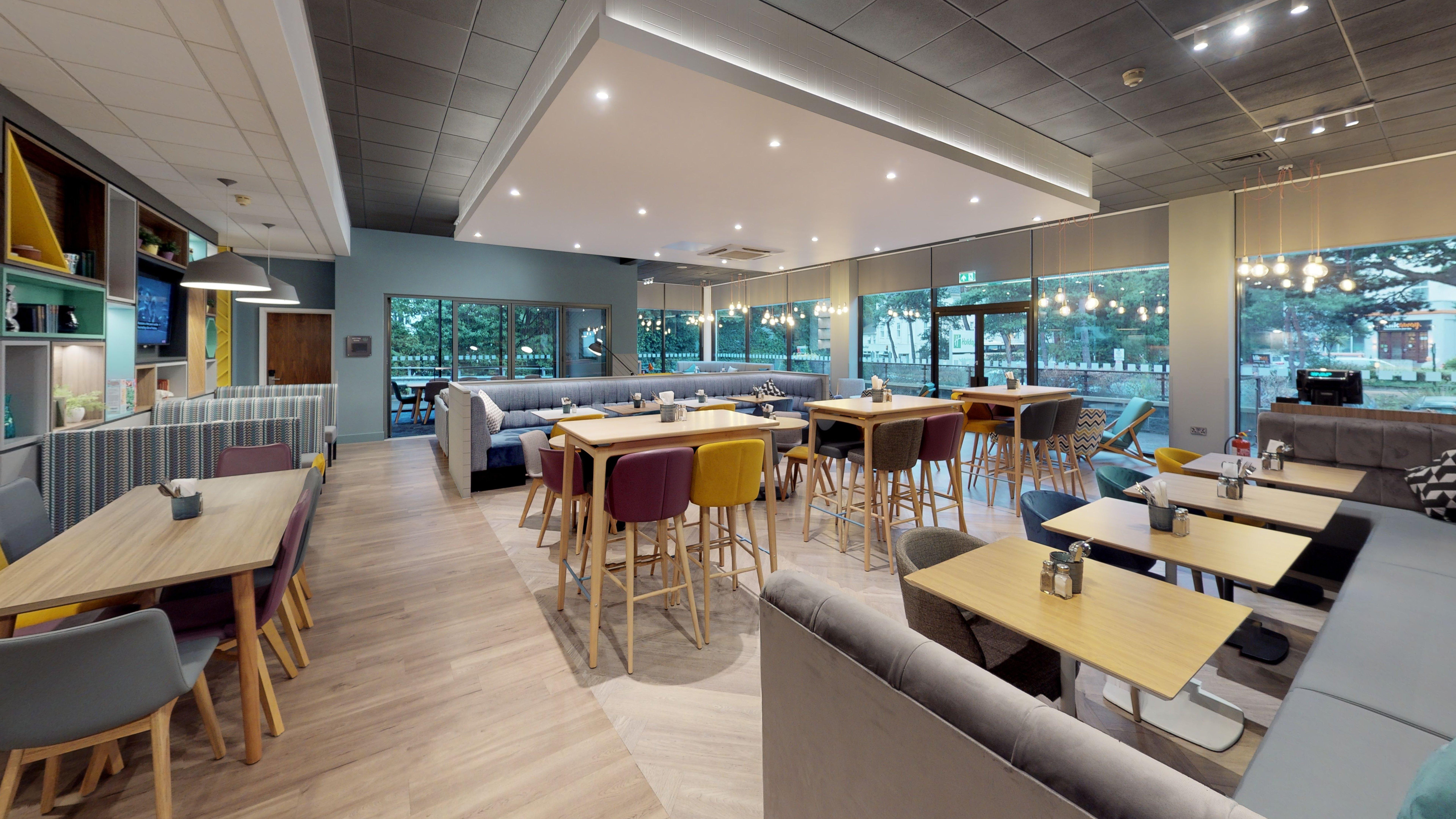 Holiday Inn Bournemouth By Ihg מראה חיצוני תמונה