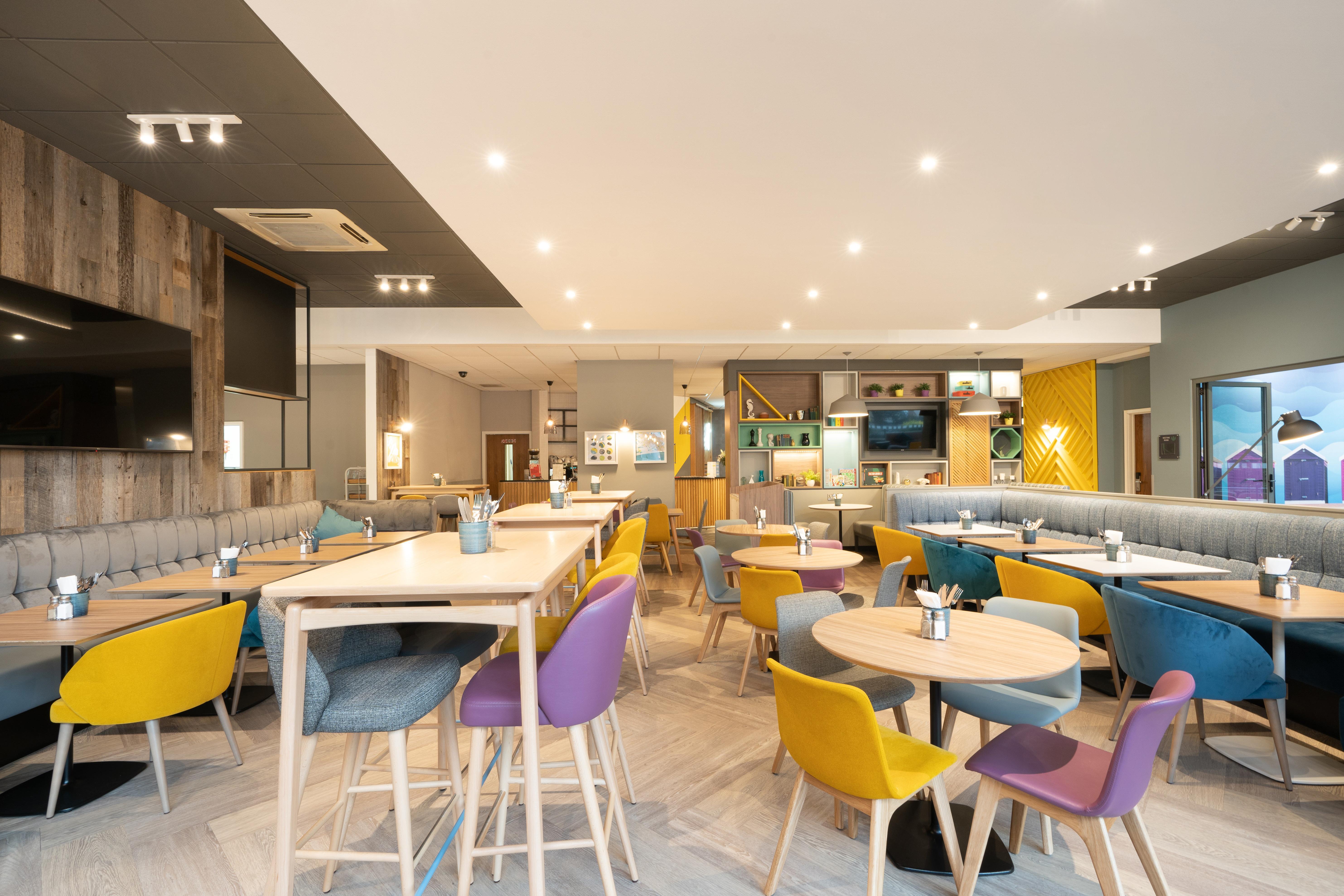 Holiday Inn Bournemouth By Ihg מראה חיצוני תמונה