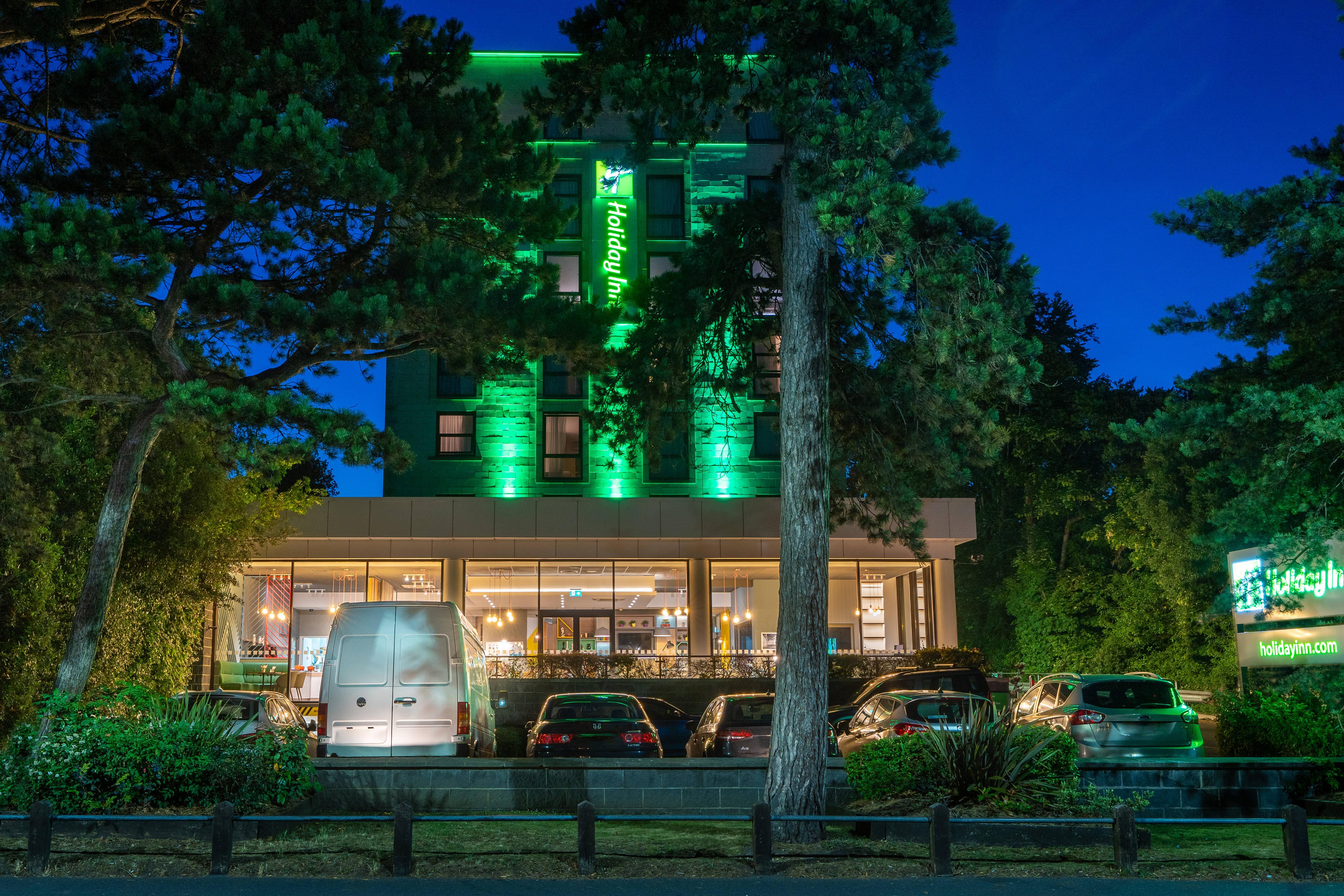 Holiday Inn Bournemouth By Ihg מראה חיצוני תמונה